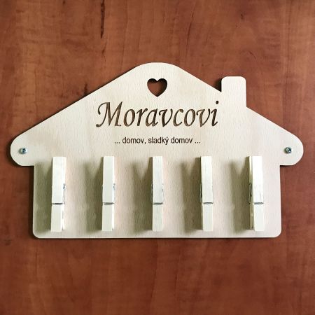 Věšák na klíče s kolíčky