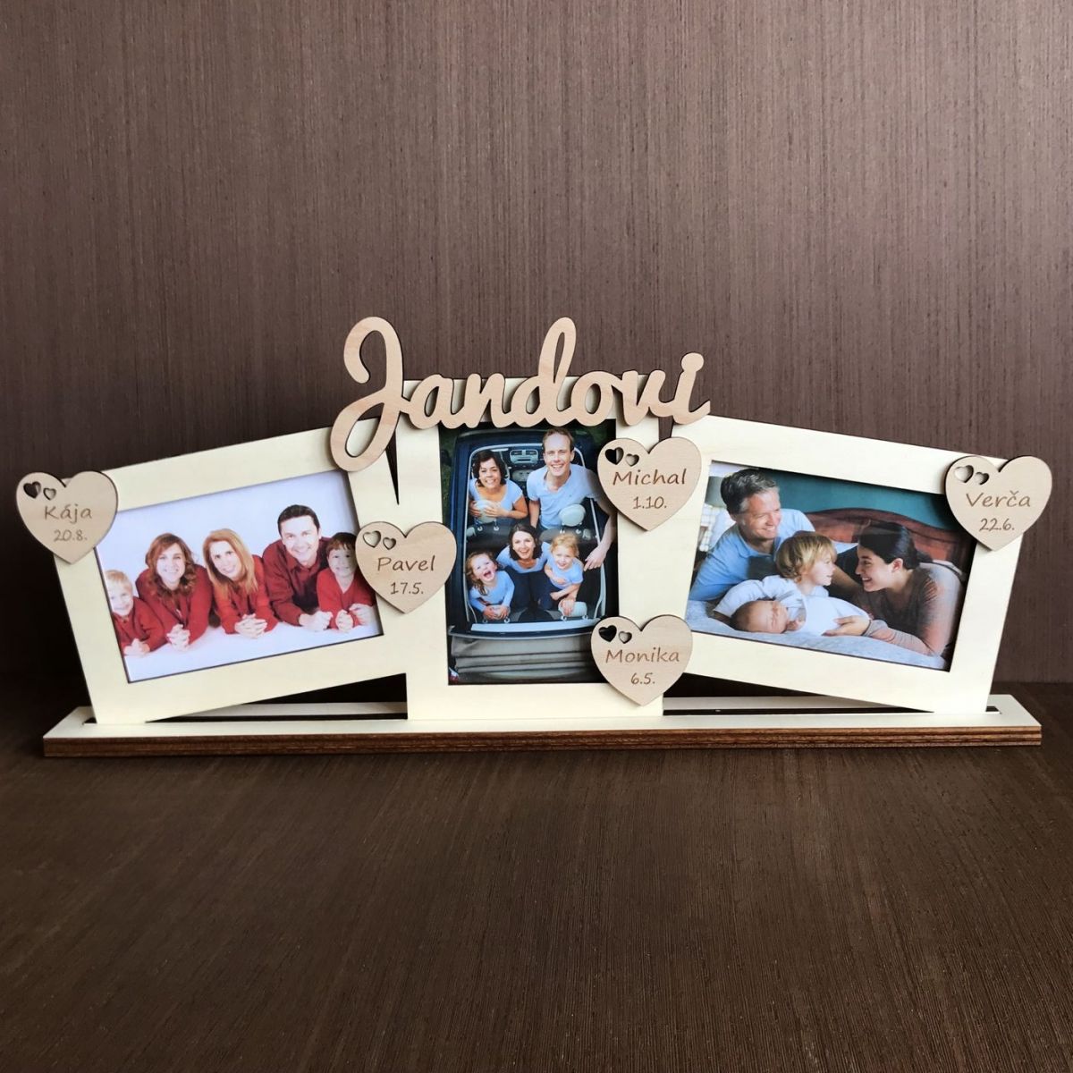 Rodinný rámeček na fotky se jmény a daty