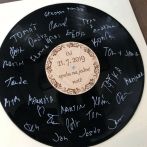 Gramofonová deska - kniha hostů (guestbook)