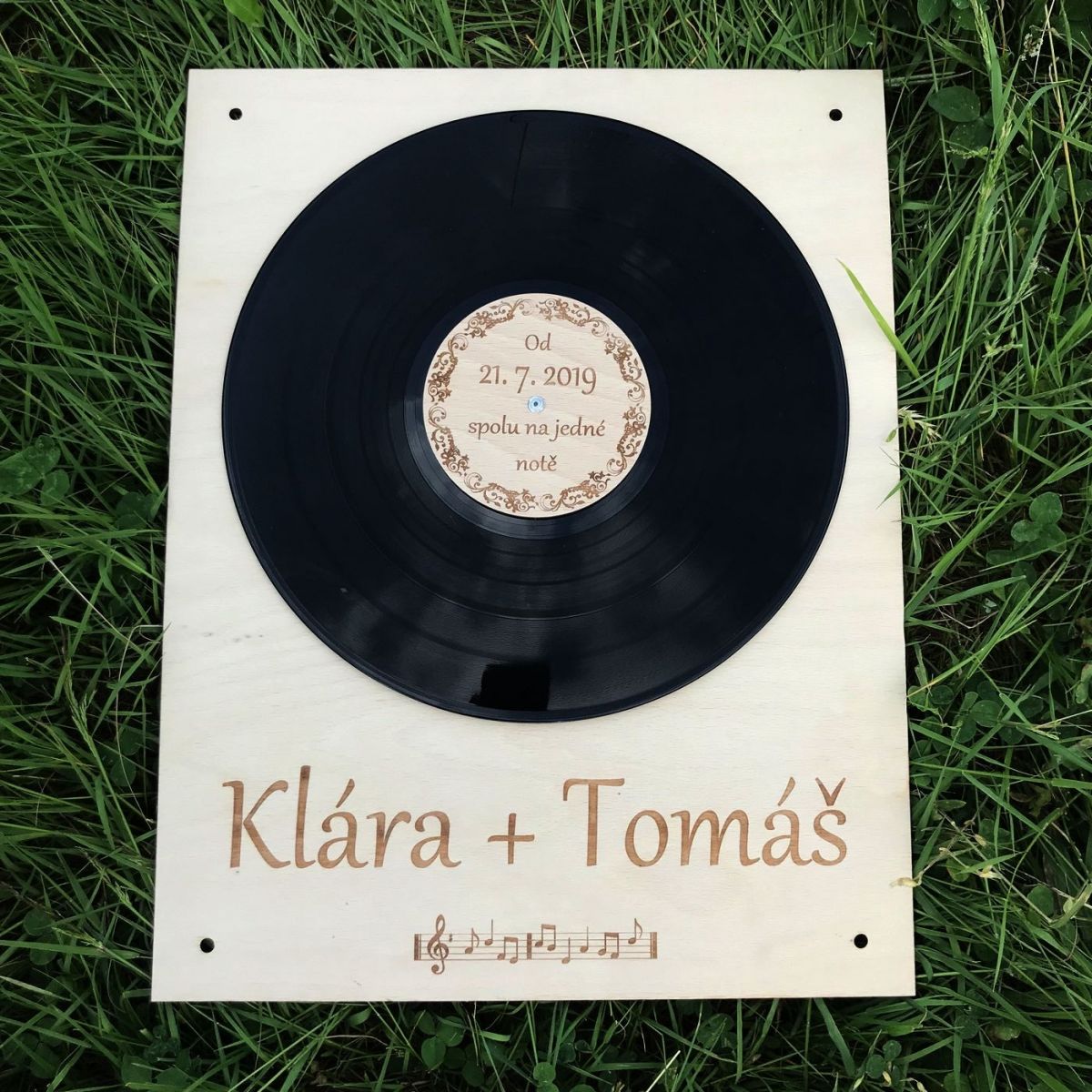 Gramofonová deska - kniha hostů (guestbook)